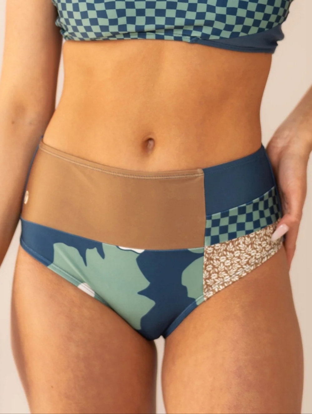Nani Bikini Bottom